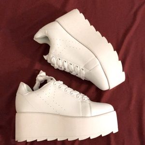 Yru Lala - white platforms